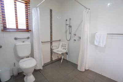Kiama Harbour Cabins Special Access Toilet