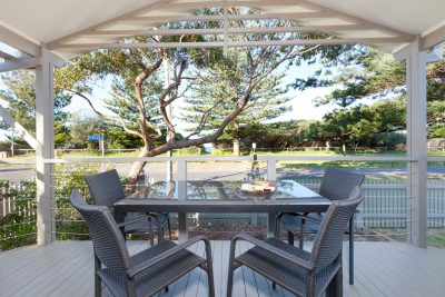 Deck-2 Deck dining